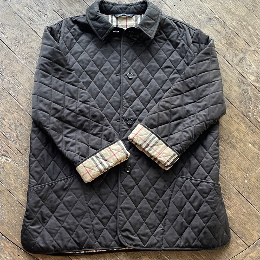 Burberry Black Quilted Jacket with Plaid Lining